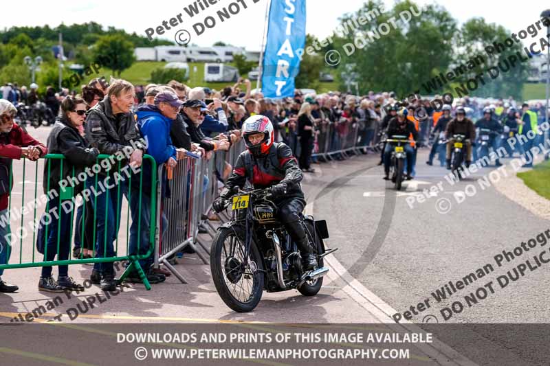 Vintage motorcycle club;eventdigitalimages;no limits trackdays;peter wileman photography;vintage motocycles;vmcc banbury run photographs